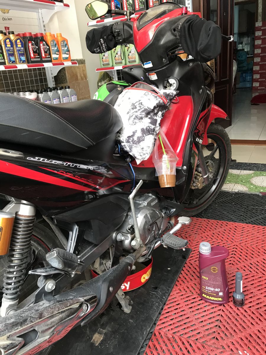 nhot-mannol-4-Takt-Motorbike-10w40-1L-cho-jupiter