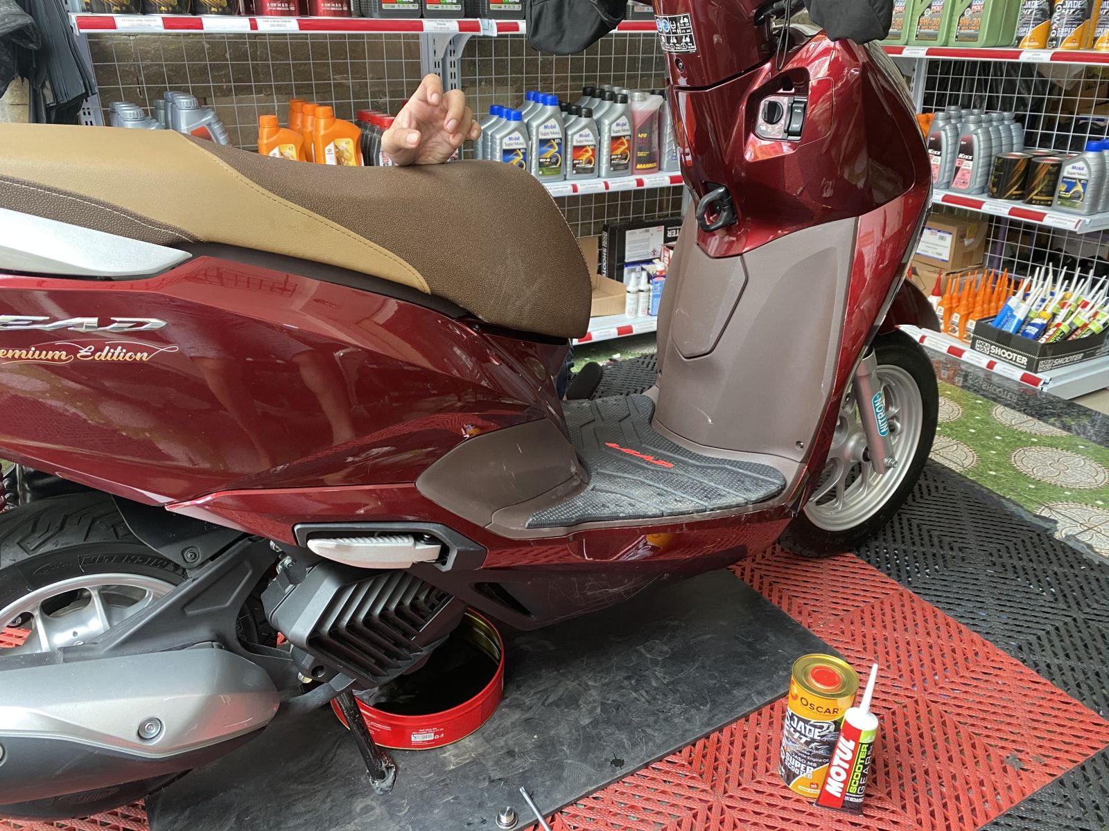 honda-lead-thay-oscar-scooter-10w40-800ml