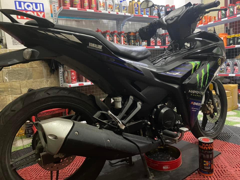 exciter-thay-nhot-xado-racing-10w40-22.2